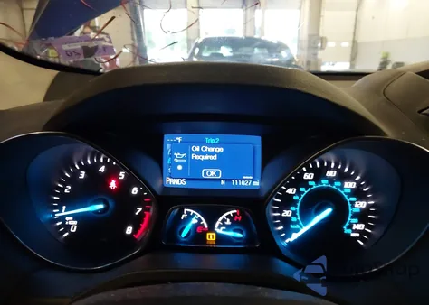 2014 Ford Escape S z USA, uszkodzony, nr VIN 1FMCU0F74EUE54480